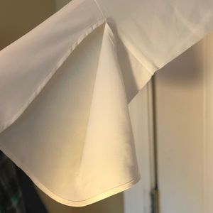 BASIC BLOUSE. BELL SLEEVES